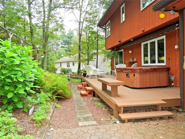 Building Photo - 3406 Buck Run
