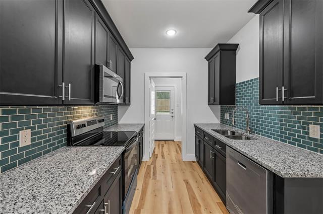 Foto del edificio - 6127 Tejas Dr