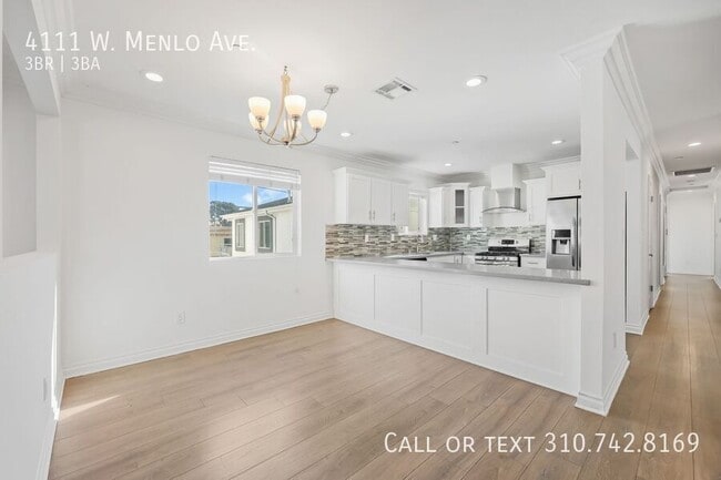 Foto del edificio - 4111 Menlo Ave