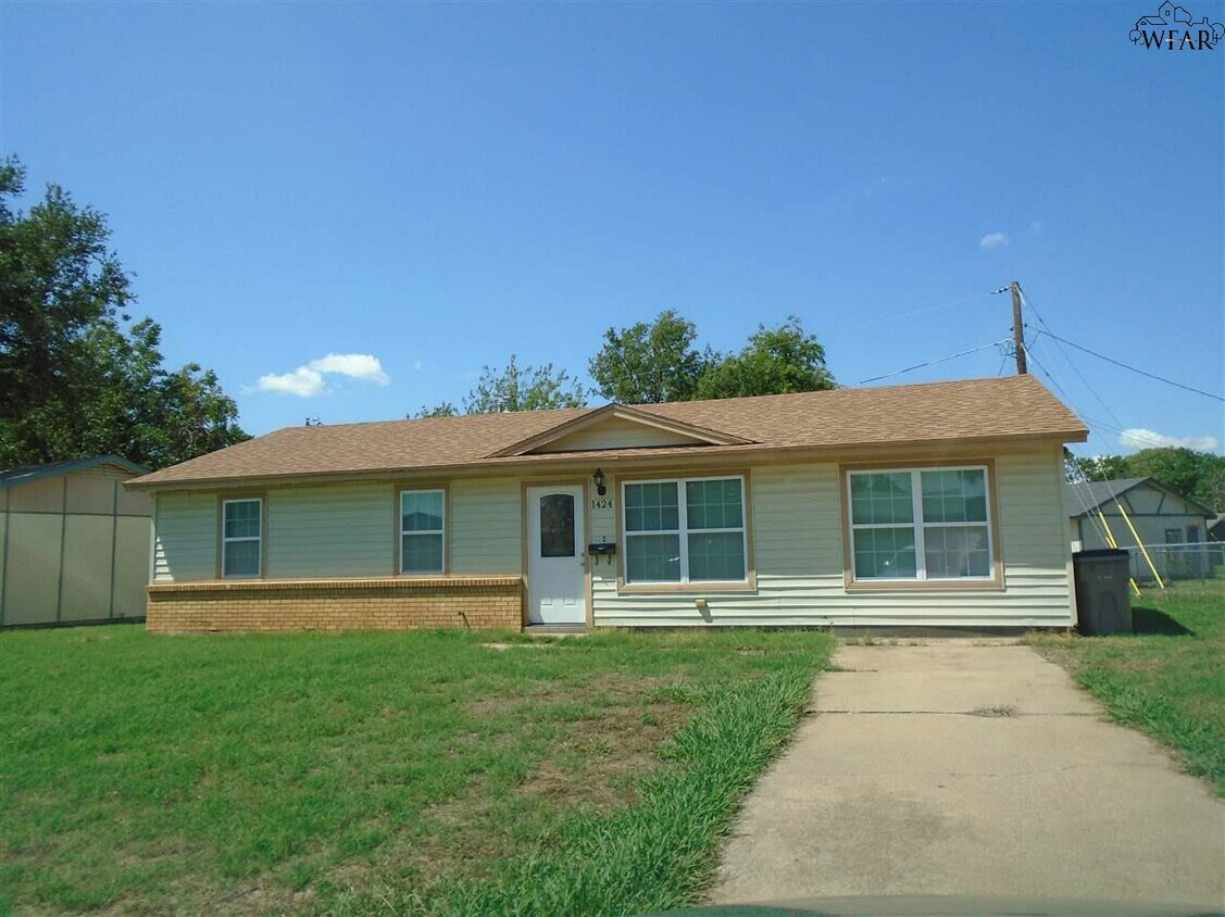 1424 E Cortez Dr, Wichita Falls, TX 76306 House Rental in Wichita Falls, TX