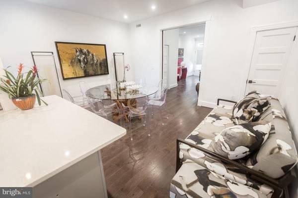 Foto del edificio - 1890 Ontario Pl NW