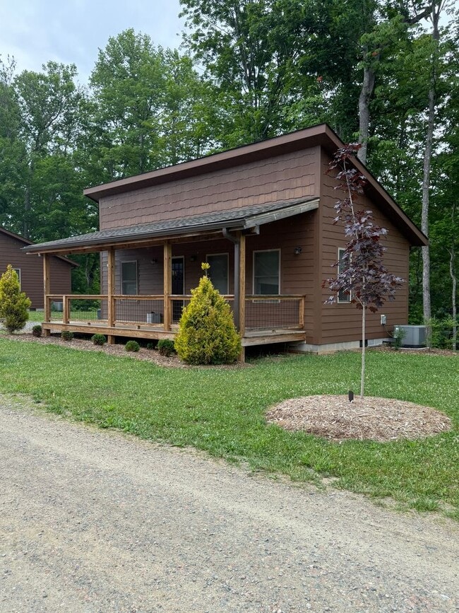 Building Photo - 120 Oliver Ln