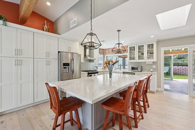 Building Photo - 1767 Woodbine Pl