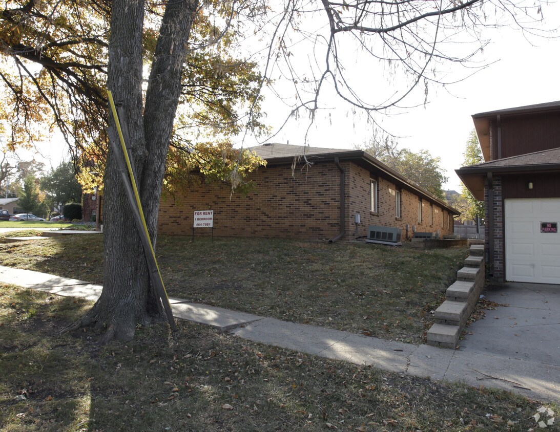 Foto del edificio - 5225 Cleveland Ave