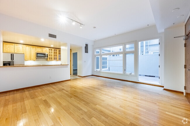 1HAB, 1BA - 978SF - SALA/COMEDOR - Spring Arcade Building