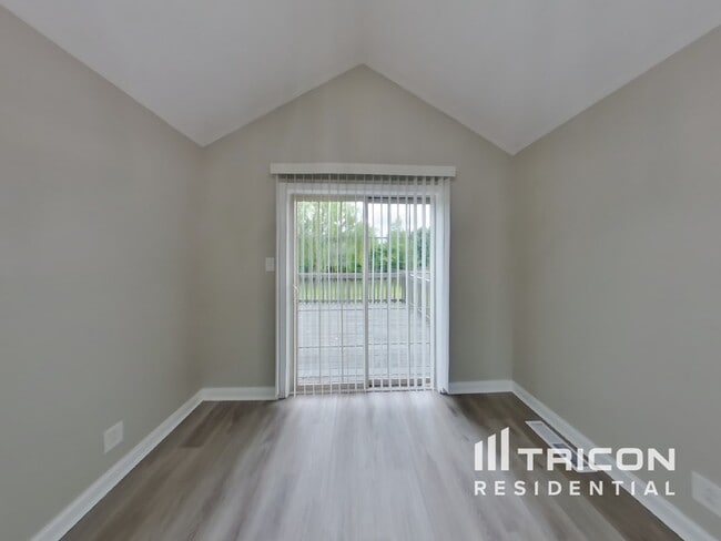 Building Photo - 2484 Andersonville Dr