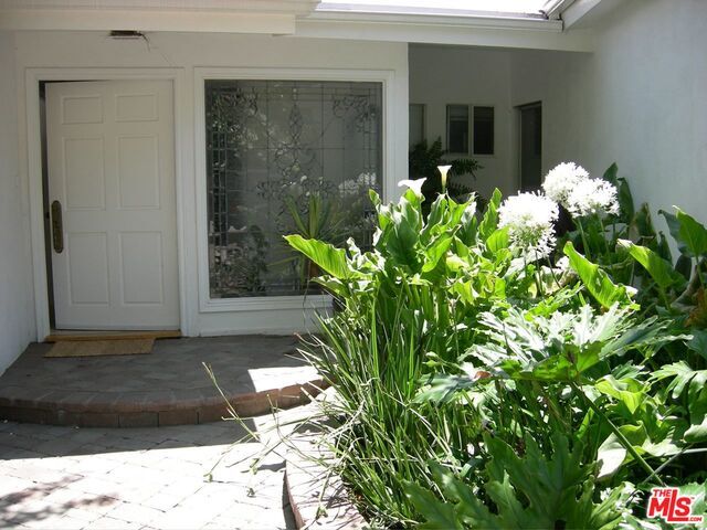 Primary Photo - 2298 Betty Ln