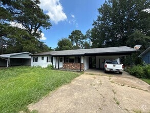 Building Photo - 1054 Deryll St