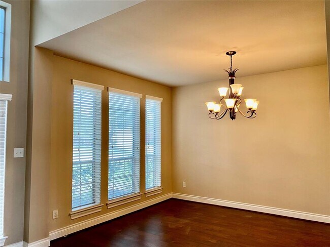 Foto del edificio - 25503 Lockspur Dr