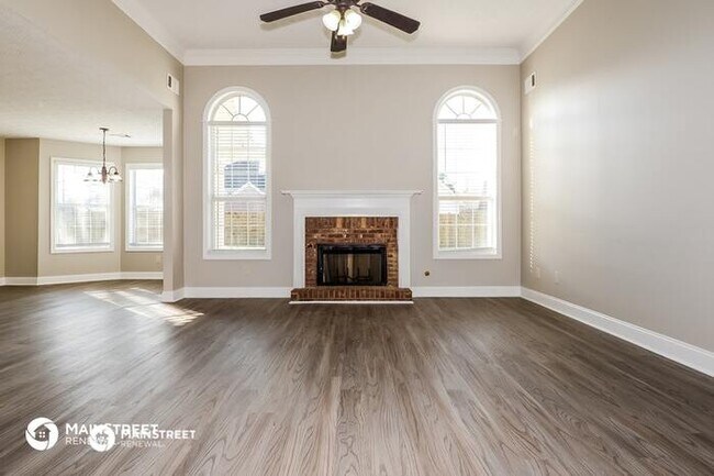 Foto del edificio - 129 Moss Pointe Dr, McDonough, GA 30253