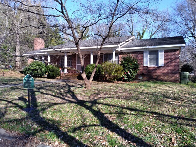 Building Photo - 102 Clemson St