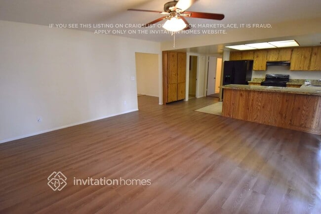 Building Photo - 3630 W Carla Vista Dr