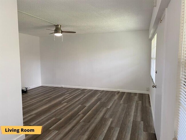 Building Photo - 151 SW 134th Way