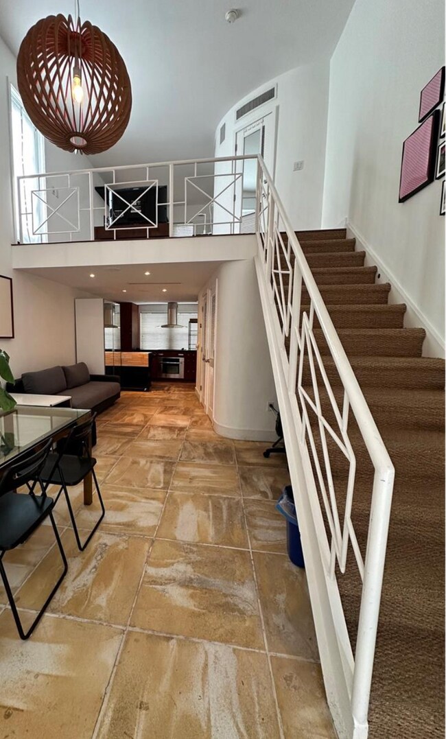 Foto del edificio - 6865 Bay Dr