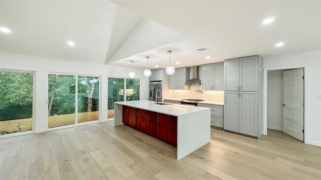 Building Photo - 4844 Lone Star Rd