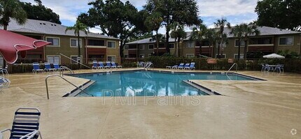 Building Photo - 604 Kenwick Cir
