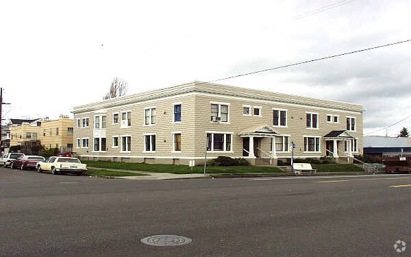 Building Photo - Kenton Court Apartments