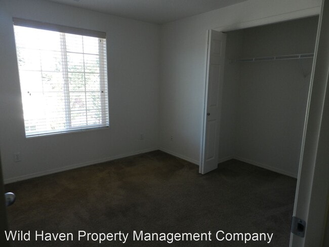 Building Photo - 3584 NE Spring Meadow Dr