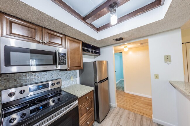 Foto del edificio - 5570 NW 44th St