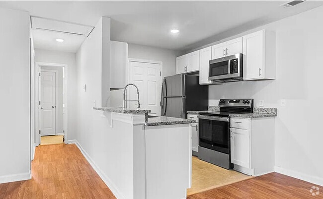 Building Photo - King George Apartments