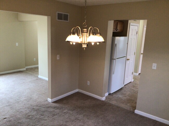 Building Photo - 8412 Celestial Cir