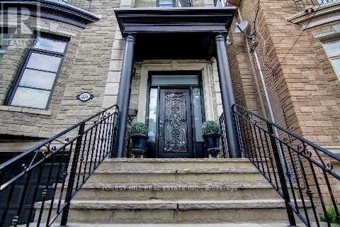 Building Photo - 336 Glengarry Ave