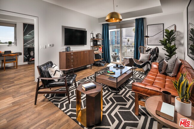 Foto del edificio - 555 N Spring St