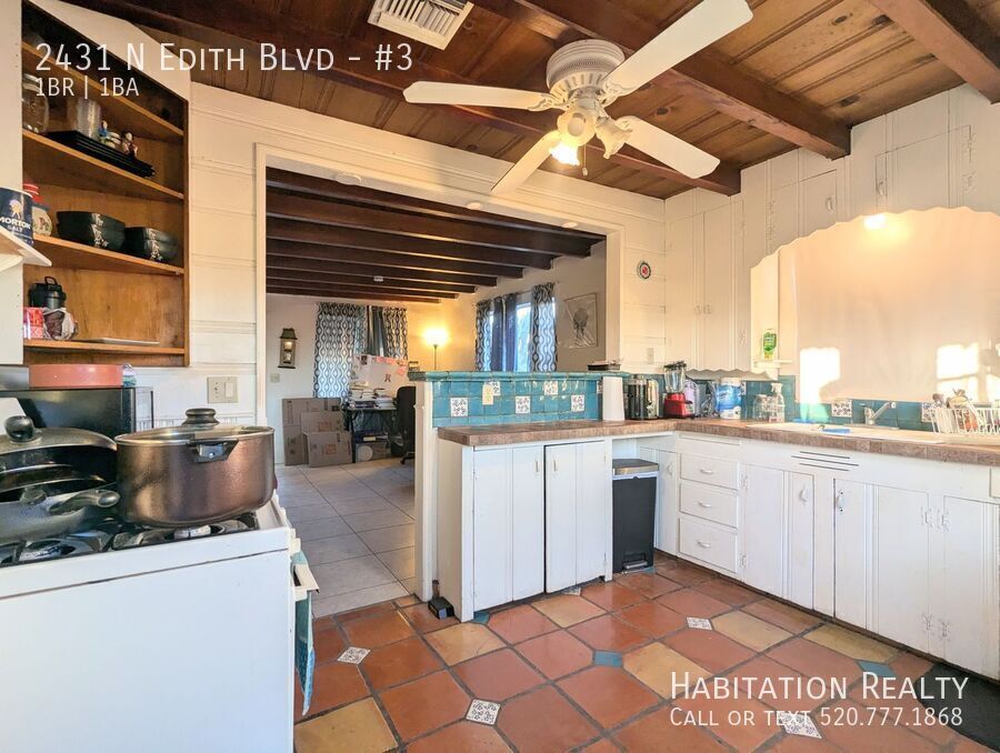 Foto principal - Adorable 1bed/1bath duplex w/ breakfast no...