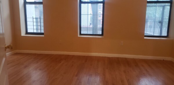 Foto del edificio - 203 E 116th St