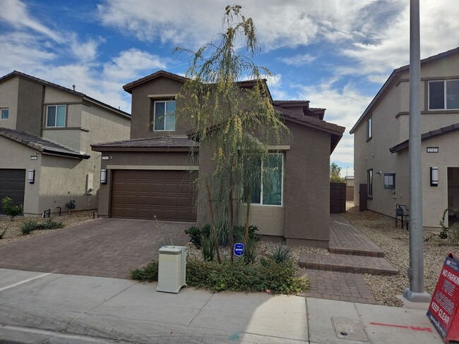 Building Photo - CHARMING 3 BED HOME IN NORTH LAS VEGAS!