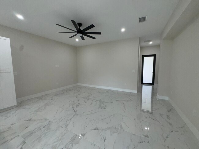 Foto del edificio - 4829 29th St SW