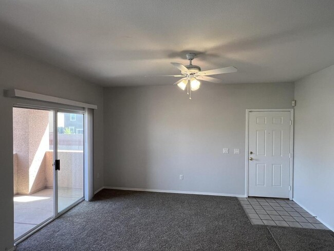 Building Photo - 1050 E Cactus Ave