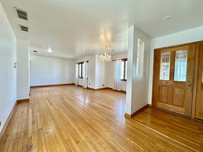Building Photo - 109 Bernice Ave