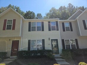 Building Photo - 2225 Violet Bluff Ct