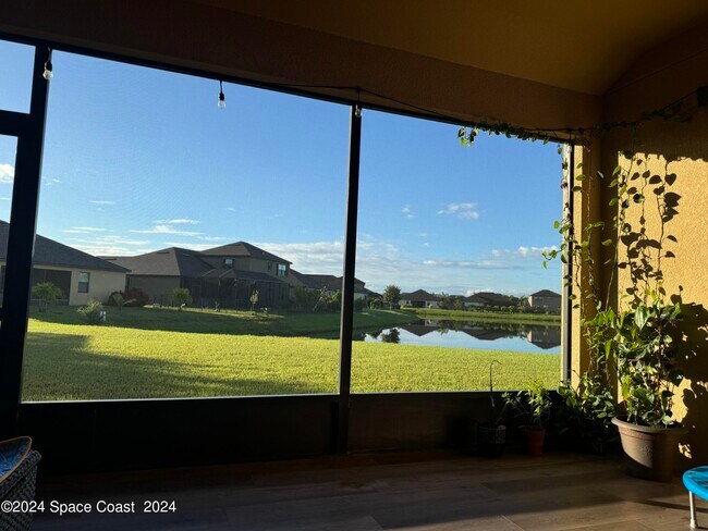 Foto del edificio - 3525 Salt Marsh Cir