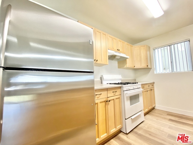 Building Photo - 3411 Strongs Dr