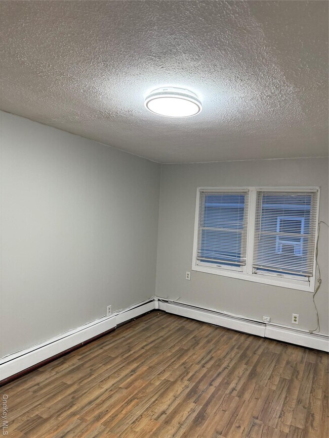 Foto del edificio - 18 Leach St