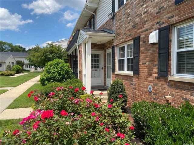 Foto principal - 628 Kensington Ln