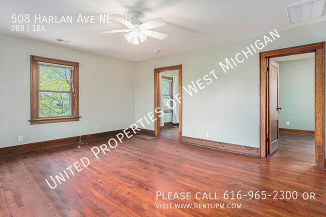 Building Photo - Available Now | Cozy Upper-Level 2 Bedroom...