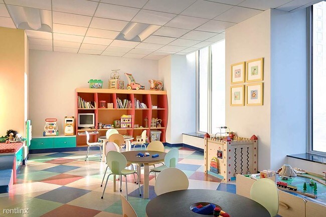 Building Photo - 2 br, 2 bath Apartment - Tribeca Green