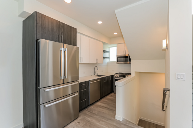 Foto del edificio - 3805 23rd Ave W