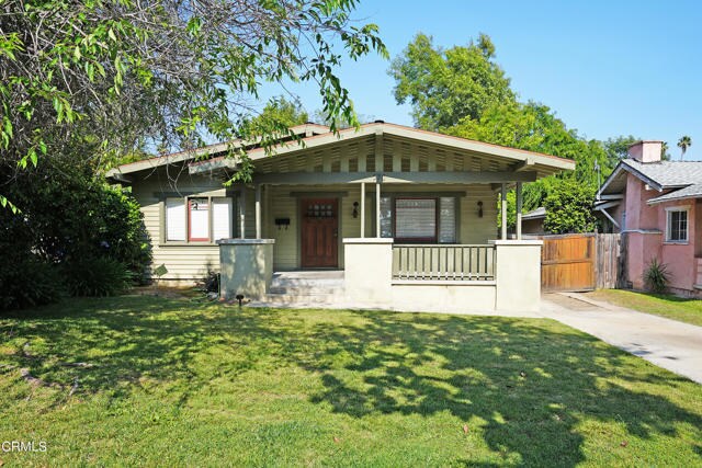 Building Photo - 970 N El Molino Ave