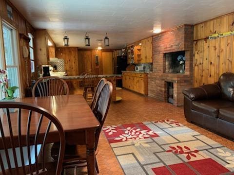 Kitchen - 79 Sherwood Dr