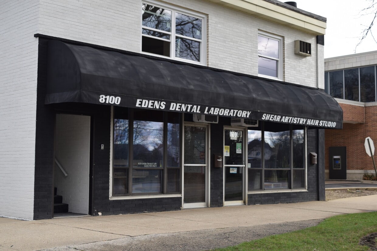 Foto principal - 8100 Oakton St