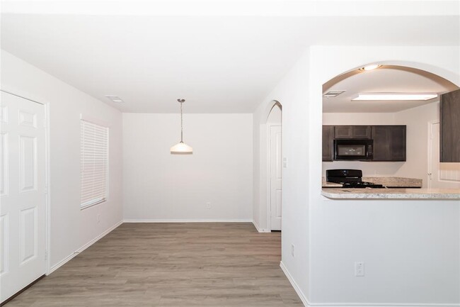 Building Photo - 5030 Giant Sequoia Way