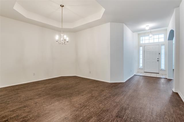 Building Photo - 9829 Meadow Rue Dr