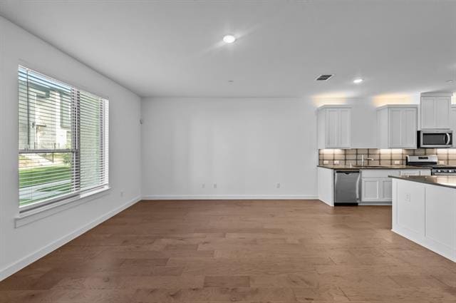 Building Photo - 611 Collier Dr