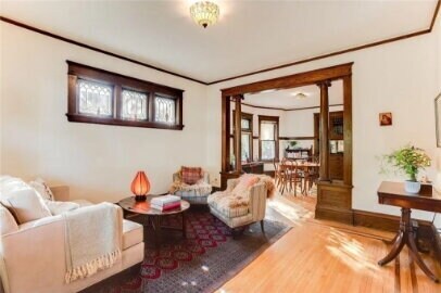 Foto del edificio - 980 6th St E