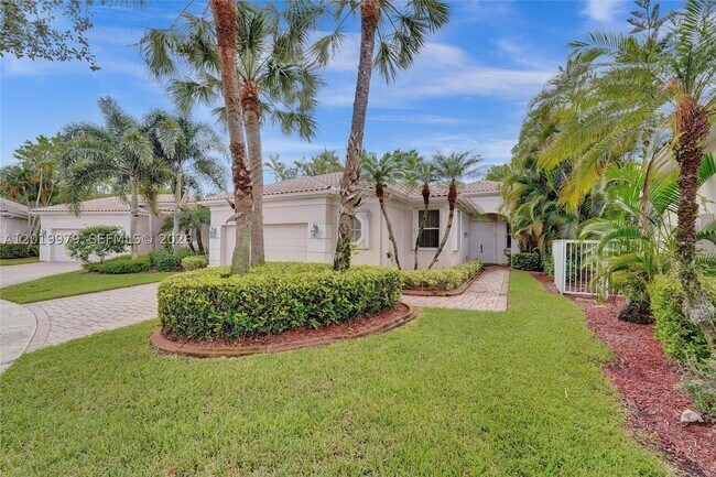 Foto del edificio - 2525 Bay Pointe Ct