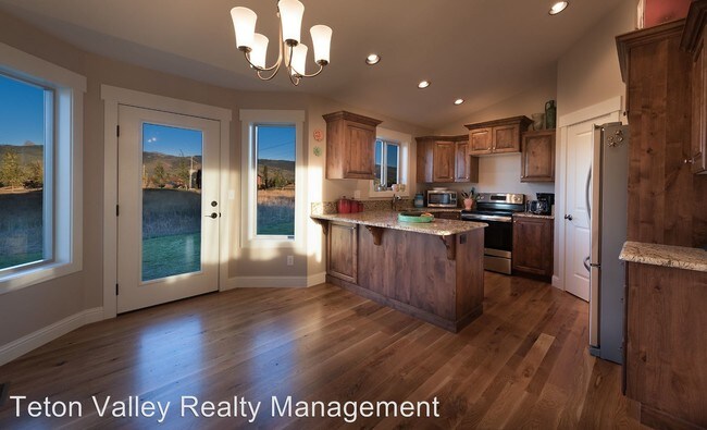 Foto del edificio - 837 Dusty Trail Rd
